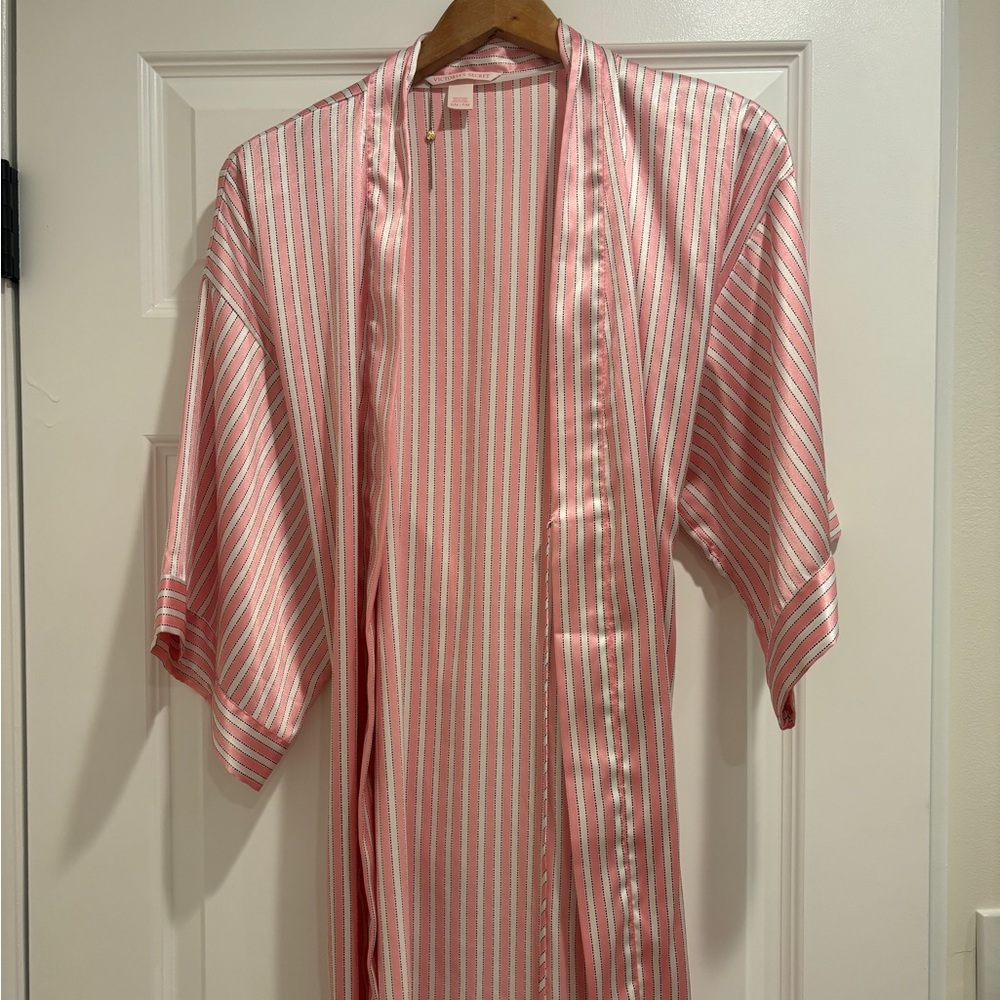 Victoria Secret Robe Rare!